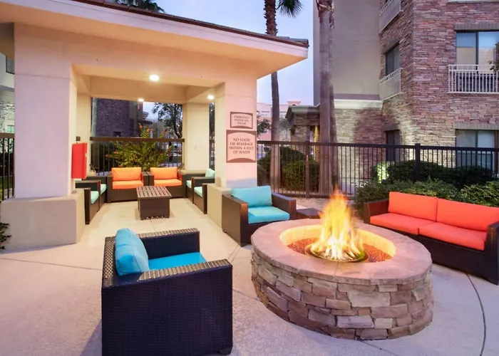 Hotel Staybridge Phoenix Sports Dist By Ihg Glendale