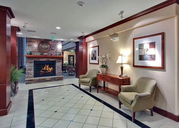 Hotel Staybridge Phoenix Sports Dist By Ihg
