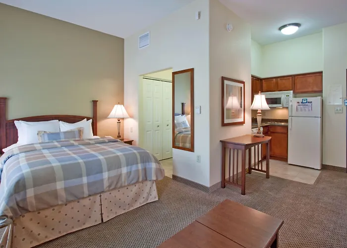 Hotel Staybridge Phoenix Sports Dist By Ihg 3*