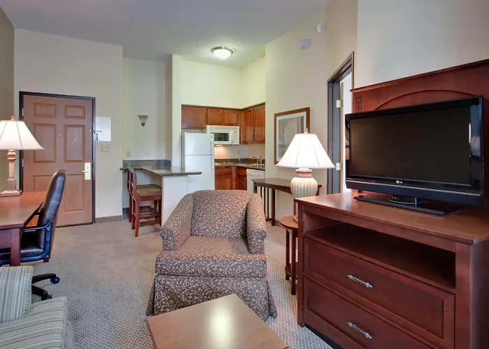 Staybridge Phoenix Sports Dist By Ihg