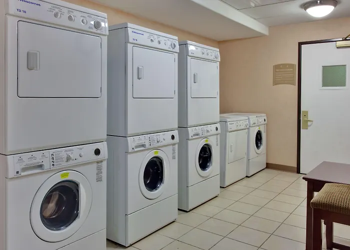 Staybridge Phoenix Sports Dist By Ihg Hotel Glendale