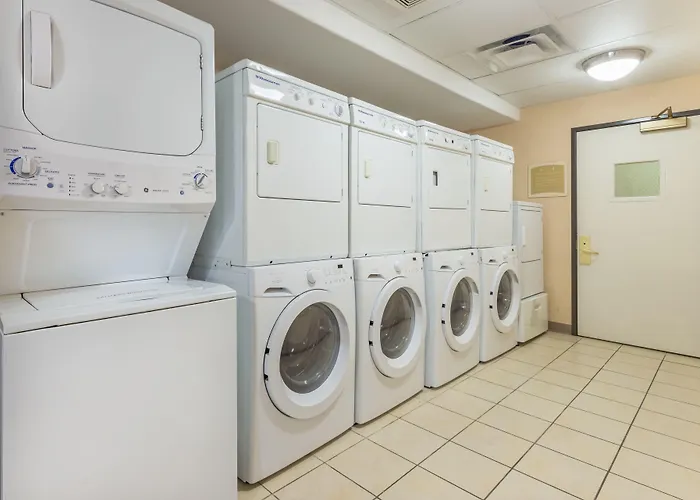 Hotel Staybridge Phoenix Sports Dist By Ihg Glendale