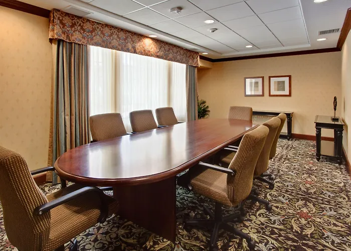 Staybridge Phoenix Sports Dist By Ihg Glendale