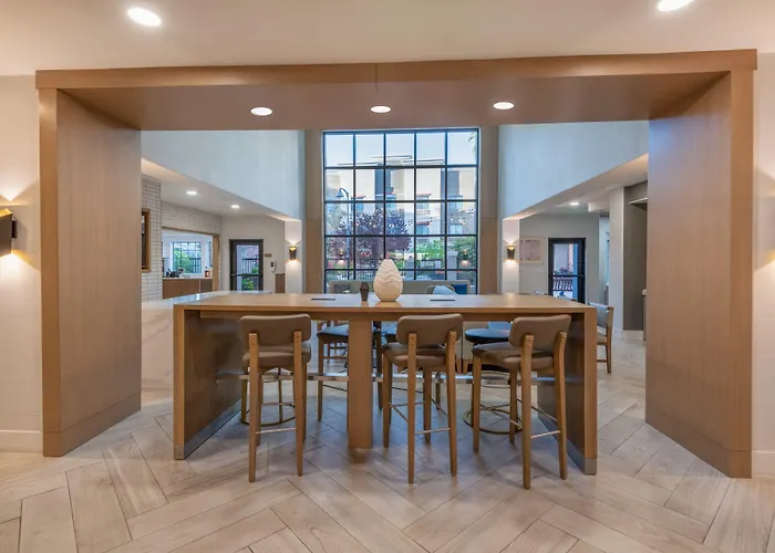 Staybridge Phoenix Sports Dist By Ihg Glendale