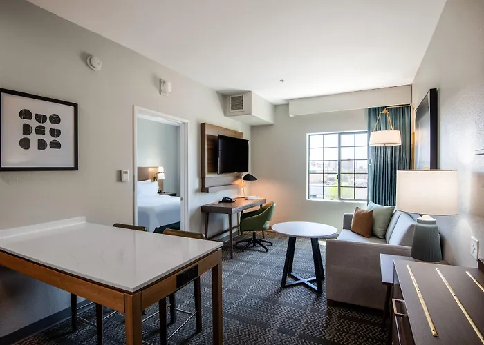 Staybridge Phoenix Sports Dist By Ihg Glendale