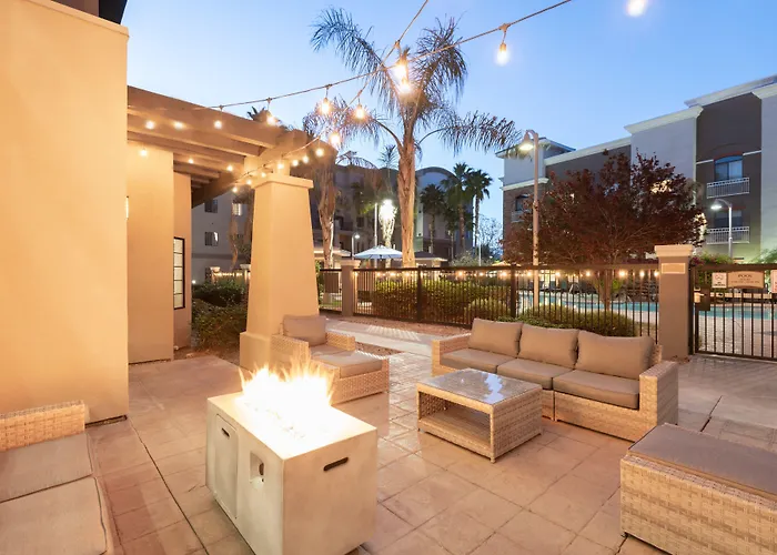 Staybridge Phoenix Sports Dist By Ihg Hotel 3*